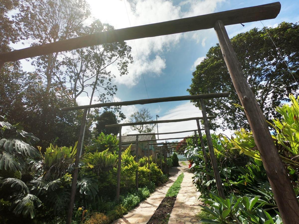 Tribu Ecohostal ลอส ซานตอส ภายนอก รูปภาพ