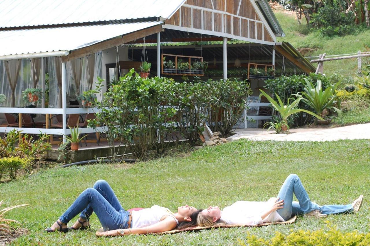 Tribu Ecohostal ลอส ซานตอส ภายนอก รูปภาพ