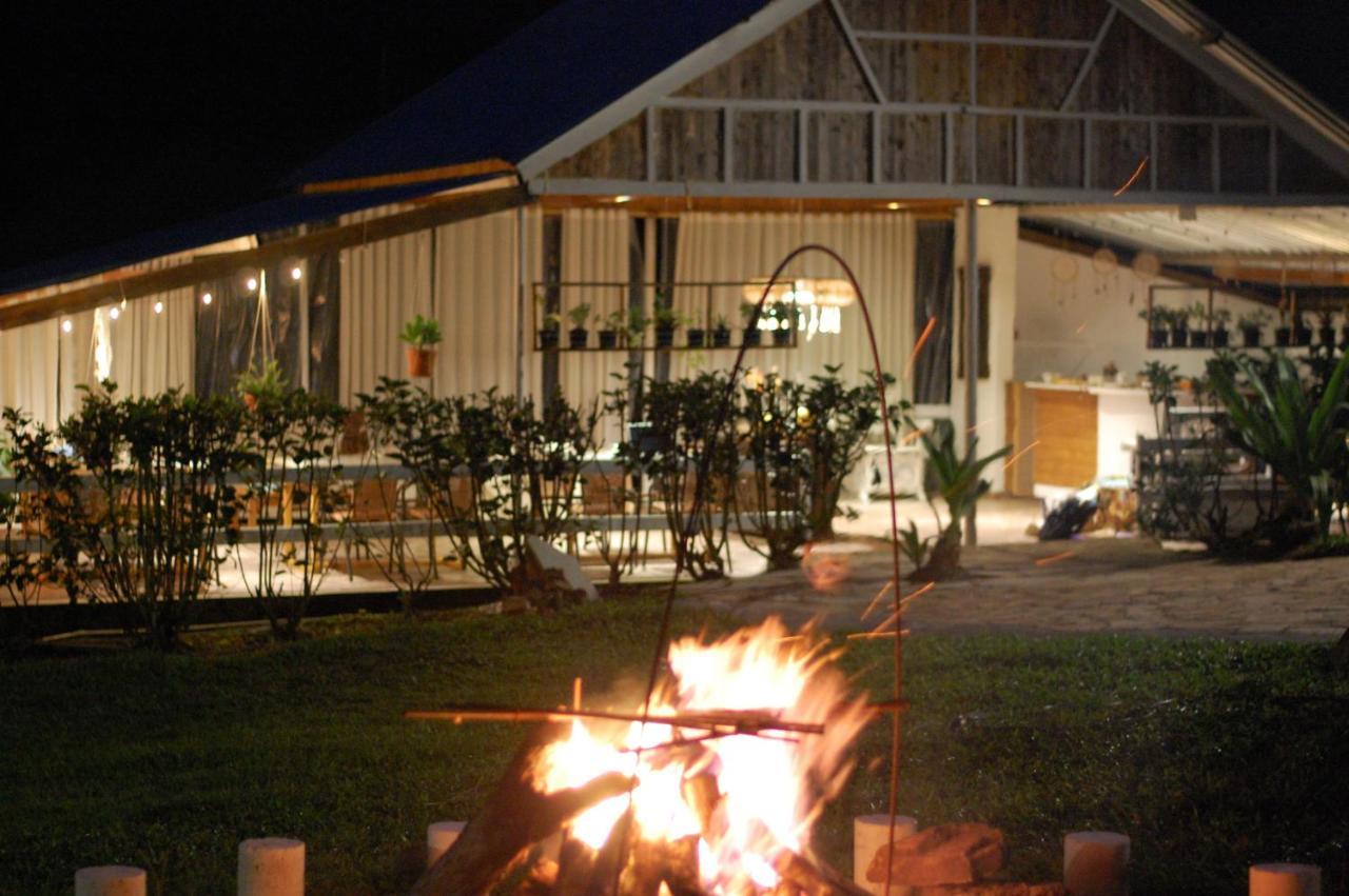 Tribu Ecohostal ลอส ซานตอส ภายนอก รูปภาพ